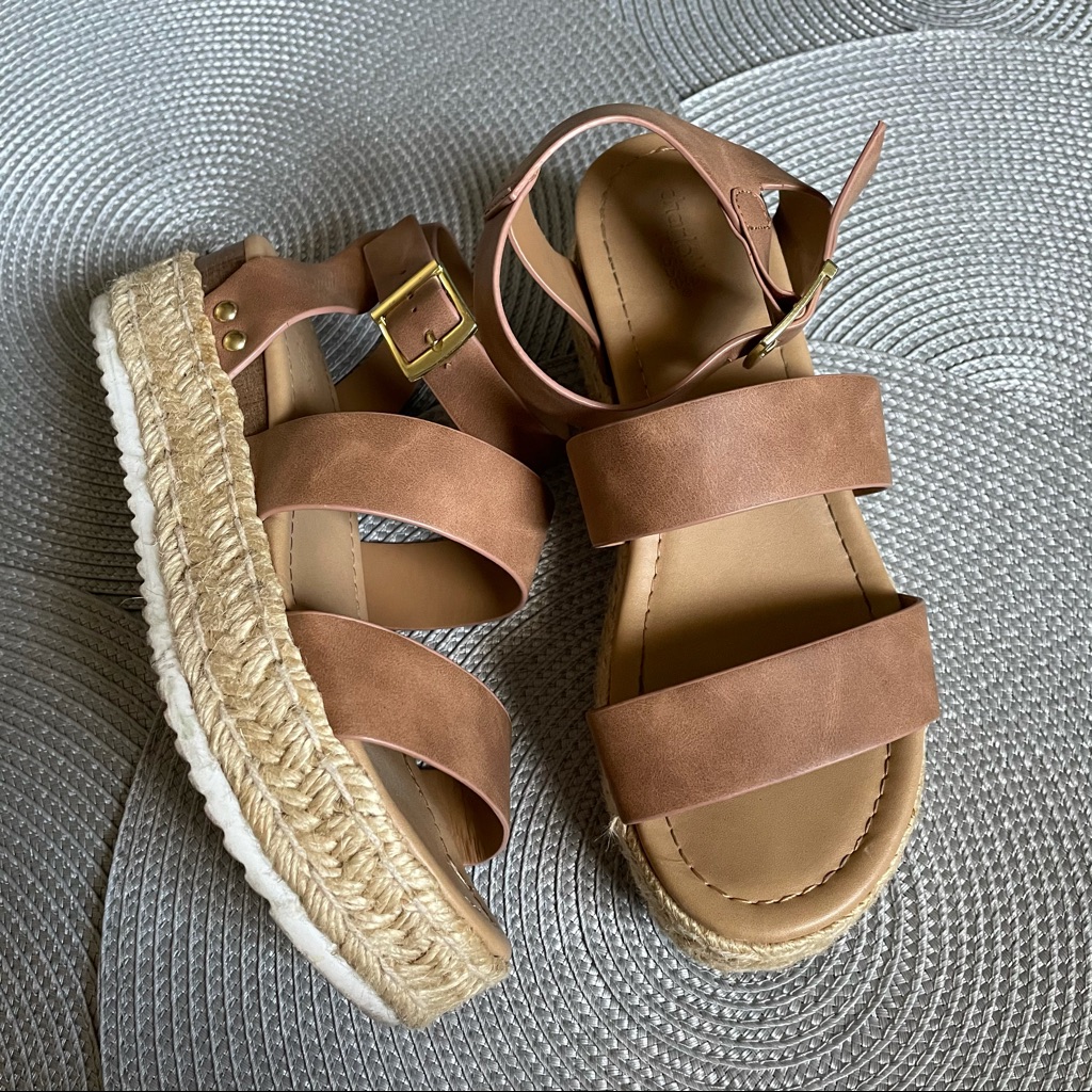 Neutral Brown Platform